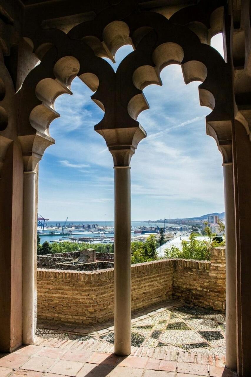 Апартаменти La Bella Escondida Piscina Campo De Golf Solarium Y Parking En Centro Historico Малага Екстер'єр фото